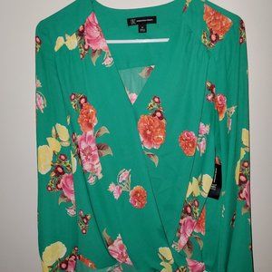 INC International Concepts Womens Twisted Green Floral Print Blouse NWT Size M/L